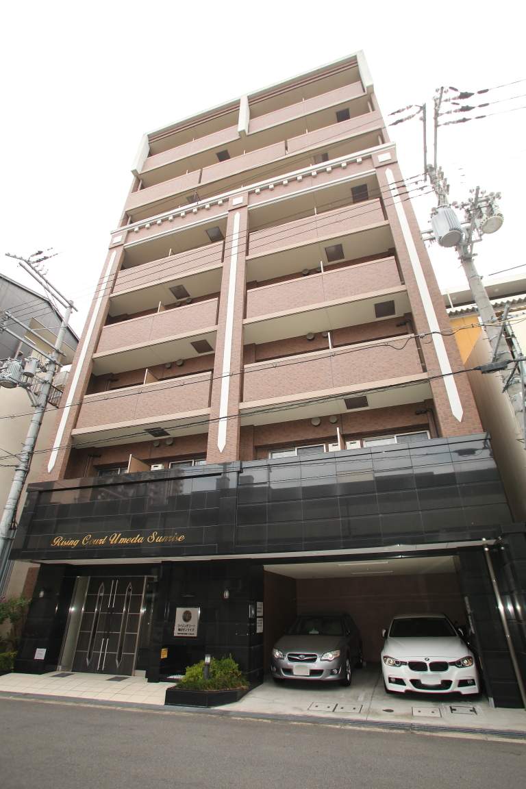 ライジングコート梅田サンライズの外観