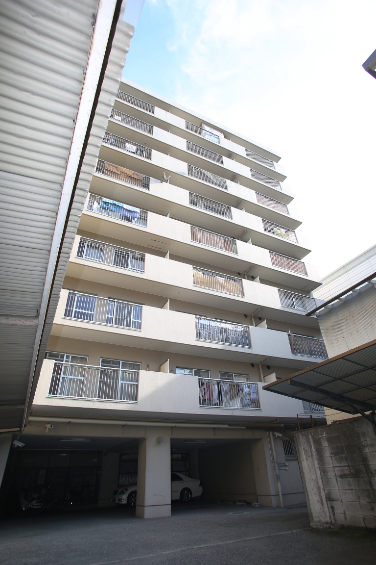 扇町亀甲マンションの外観写真