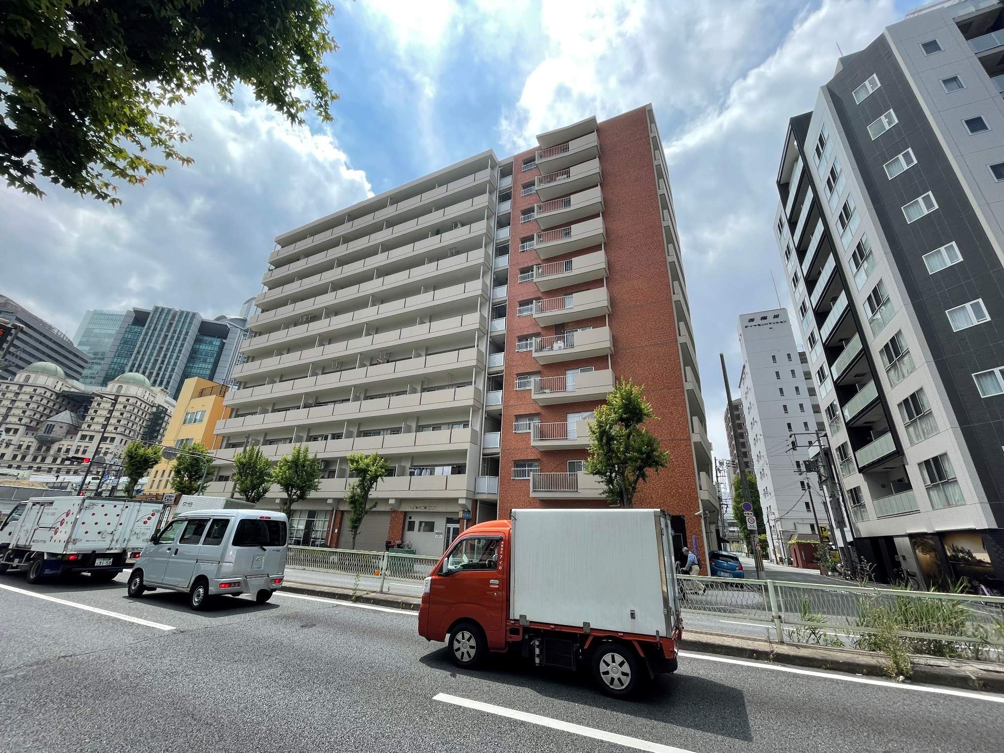 シャトー西梅田の外観