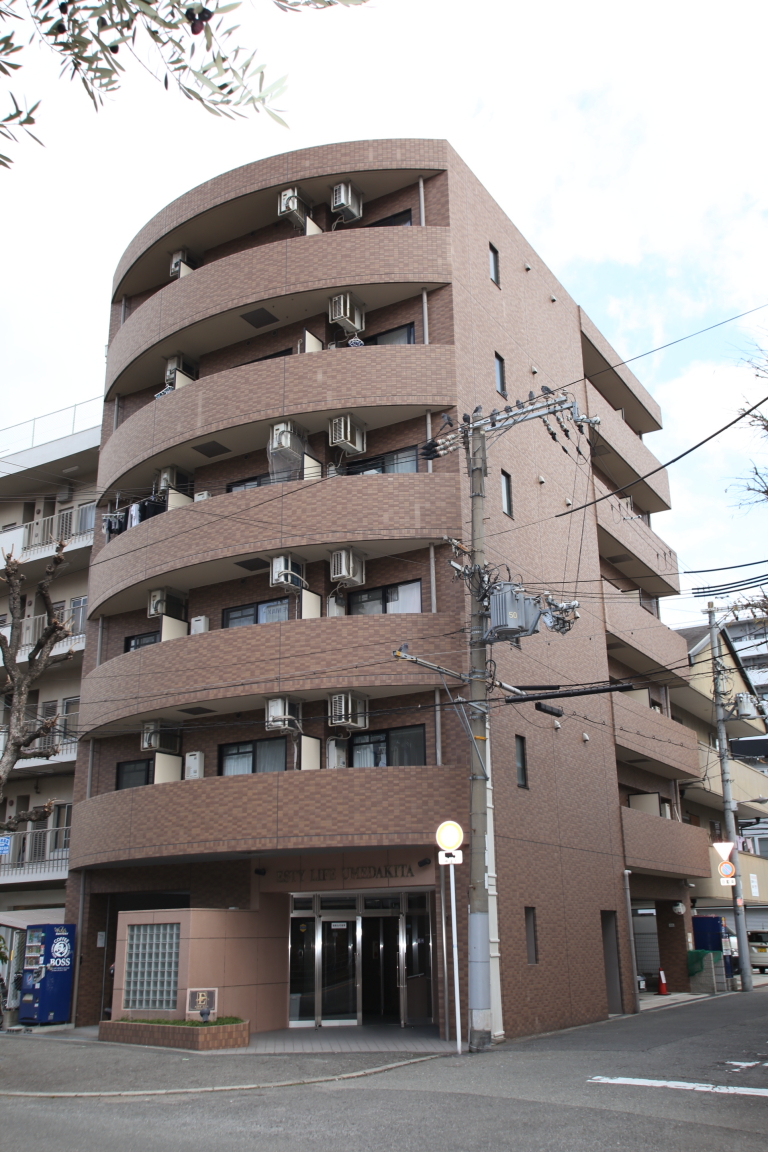 エスティライフ梅田北の外観