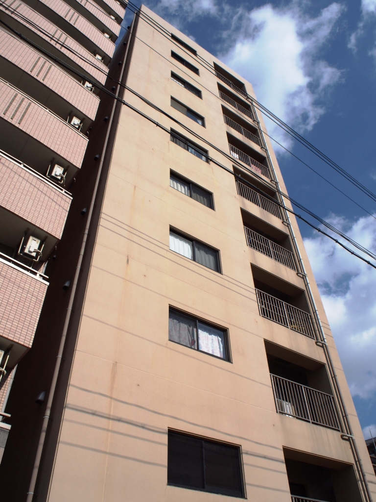 エルフラット海老江の外観