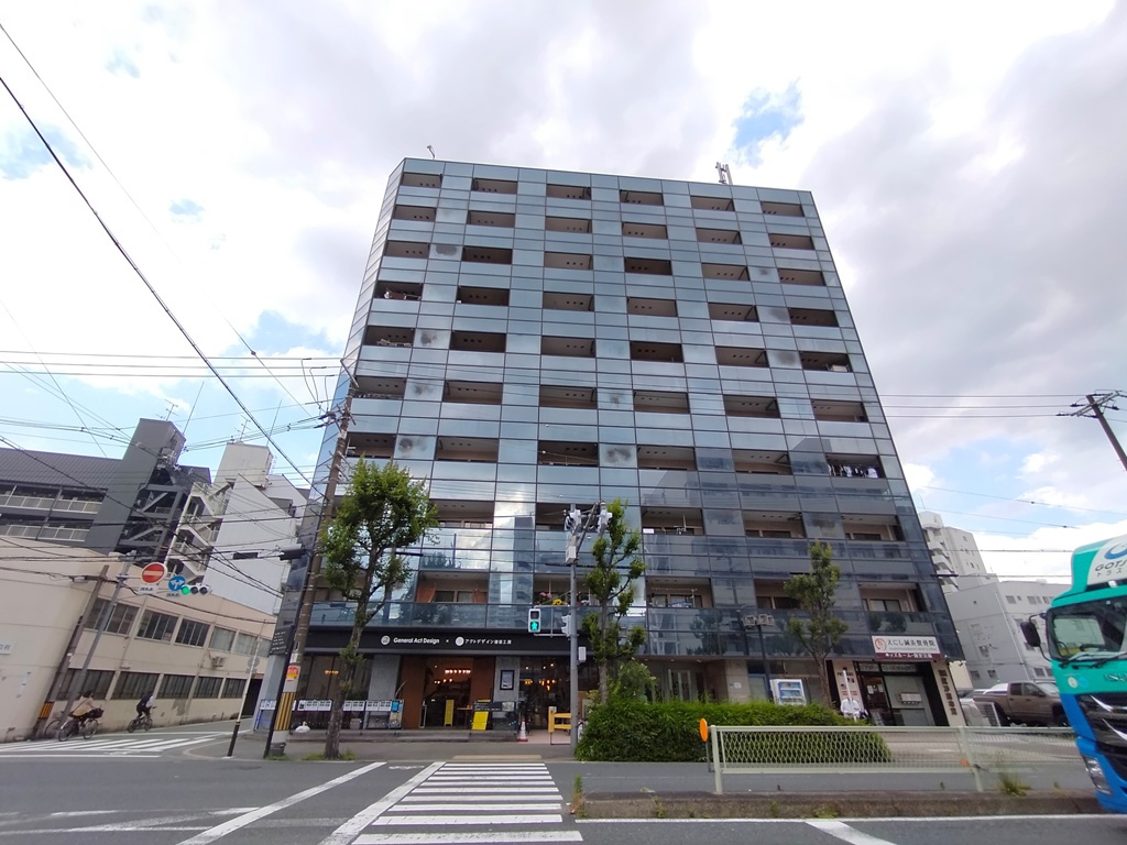ブリリアンマンションの外観