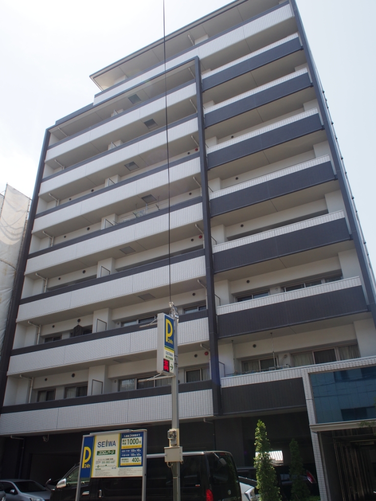 ルミエール北梅田の外観