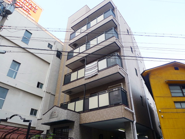 「八幡ハイツ」の外観写真