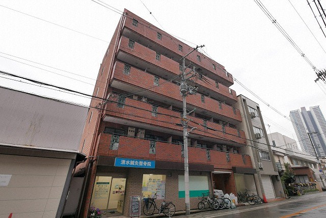 シャトー福島の外観