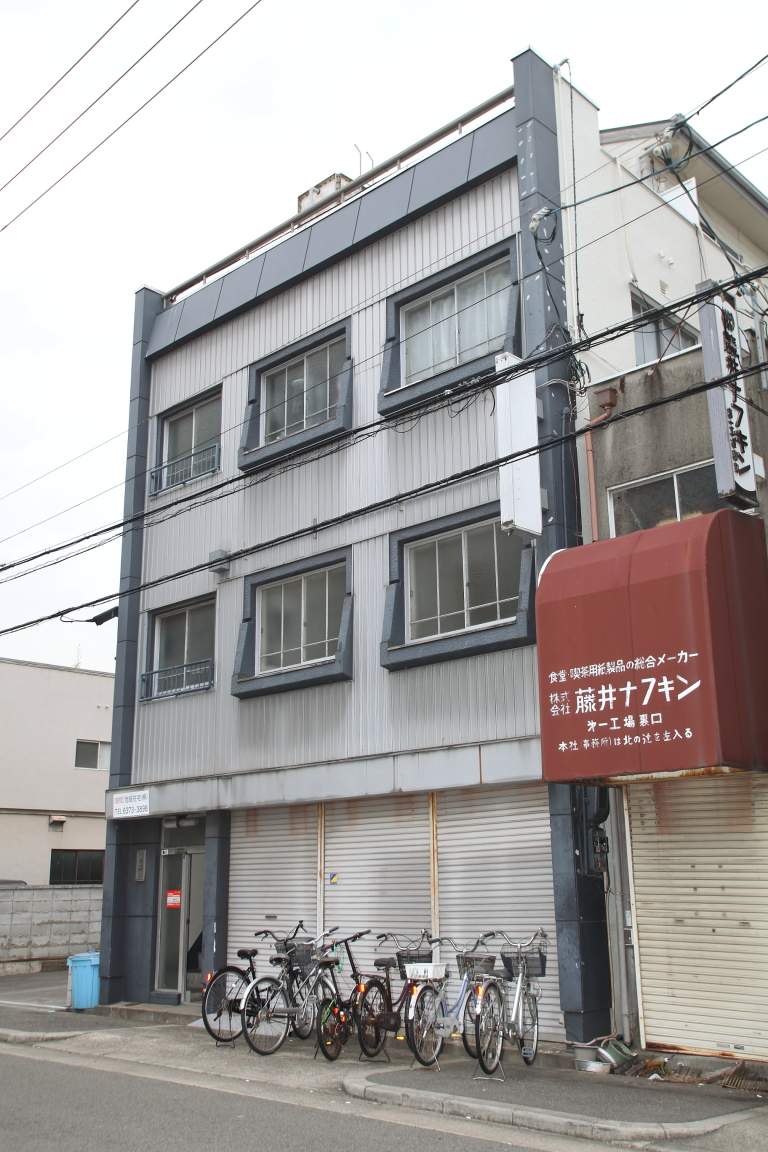 第１タニビルの外観