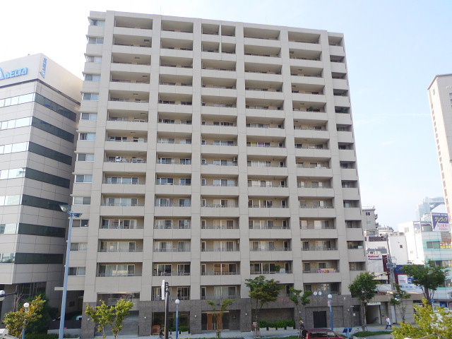 リーガル福島駅前の外観