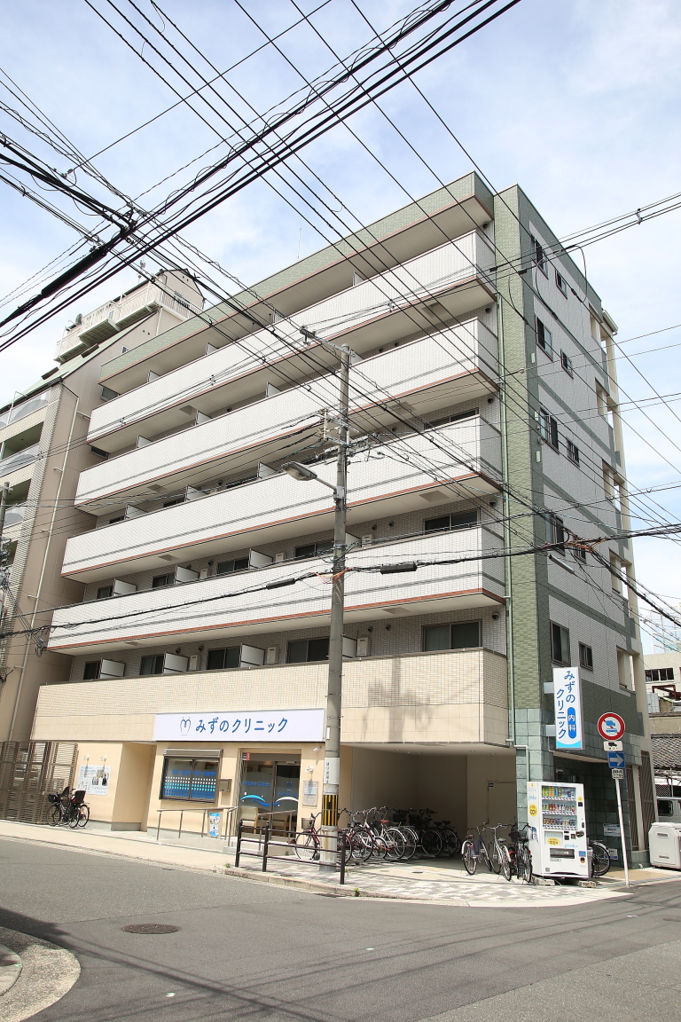 「メゾンドアヴェルⅣ」の外観写真