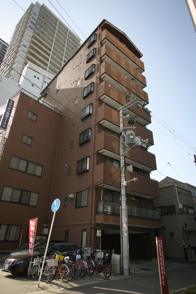 スタシオン梅田イーストの外観