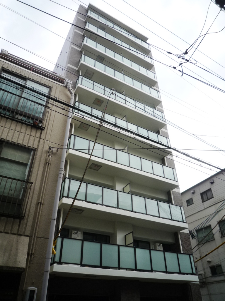 ブリリアント扇町公園の外観