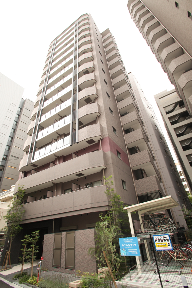 Ｌａ　Ｄｏｕｃｅｕｒ梅田Ｗｅｓｔの外観