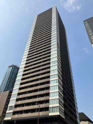 グランドメゾン新梅田タワーの外観
