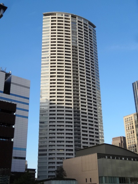 ザ・タワー大阪の外観