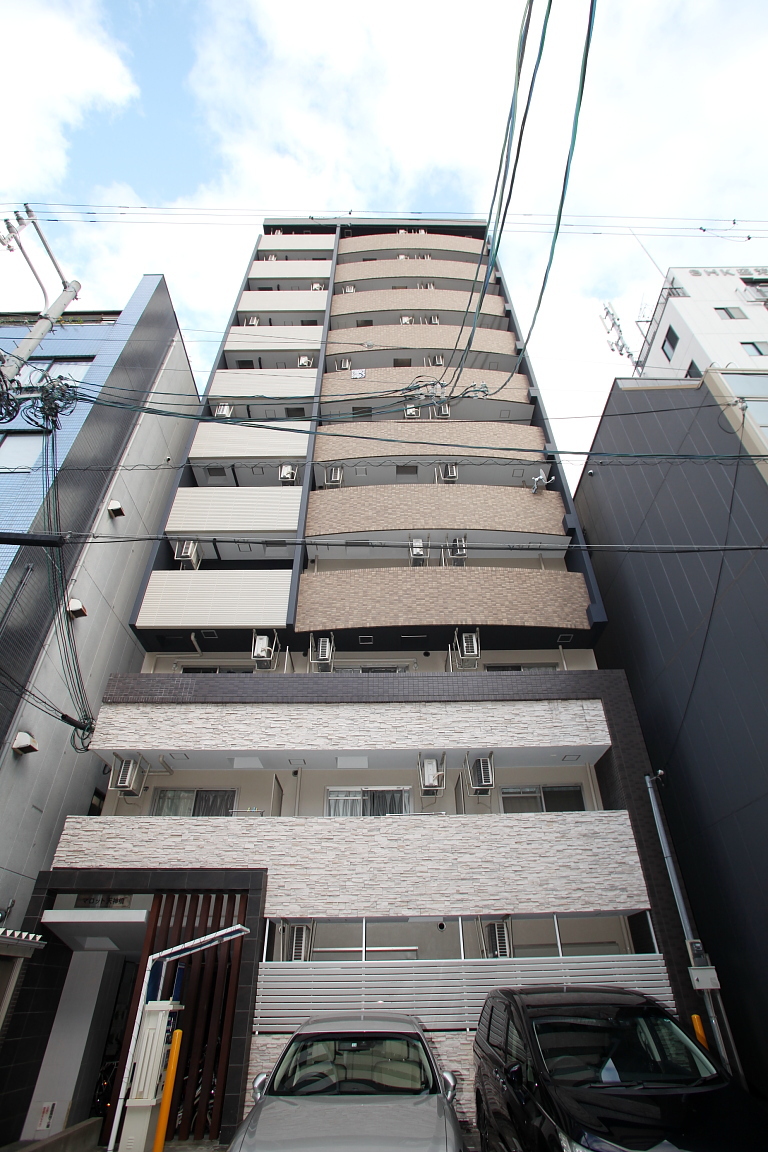 マロット天神橋の外観