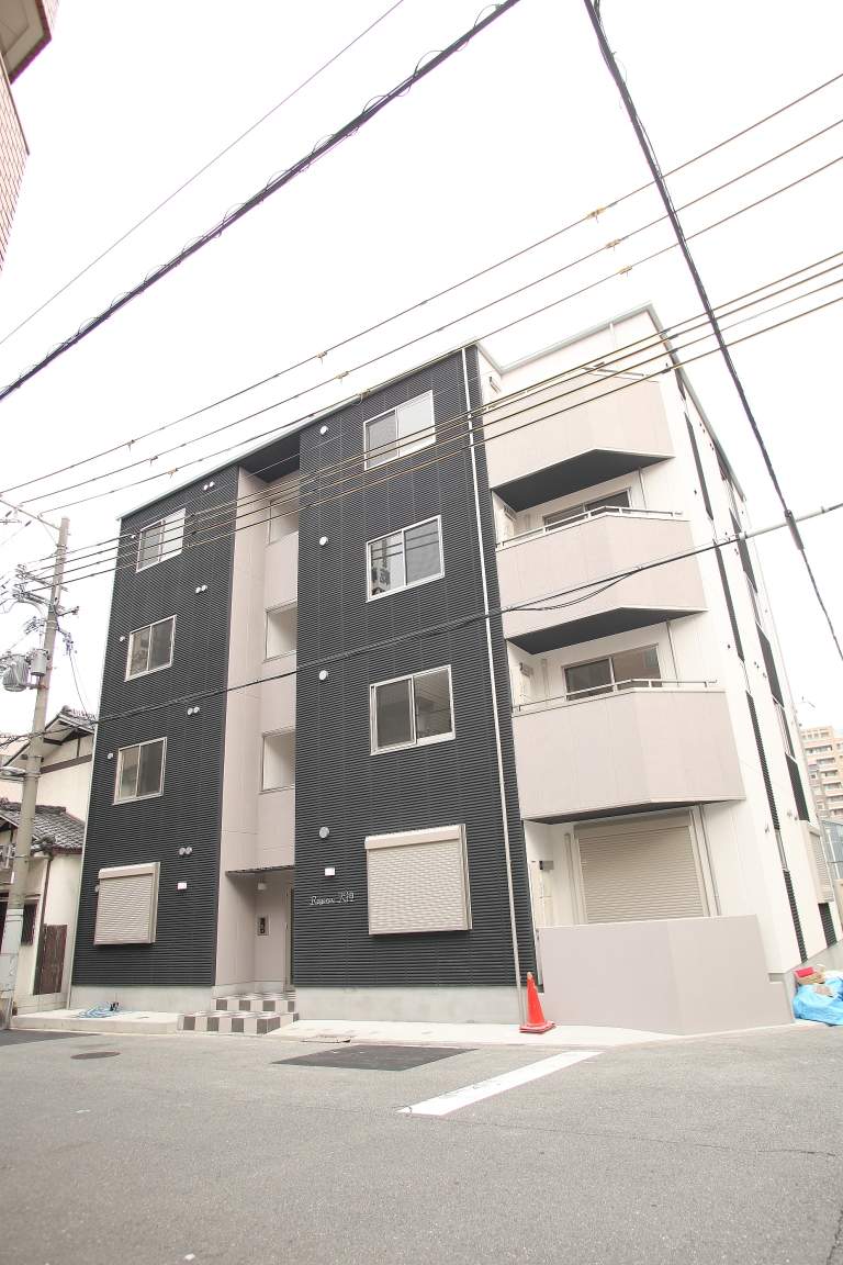 レジーナ天神の外観