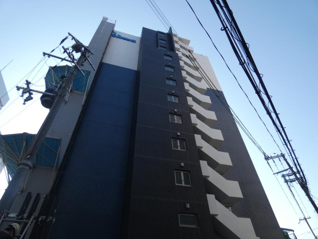 プレサンス福島ミッドエルの外観