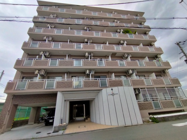 おおきに北梅田サニーアパートメントの外観