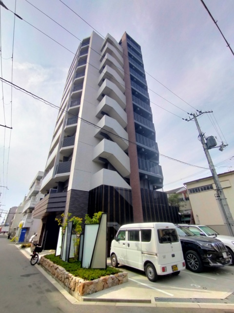 ララプレイス大阪福島ミラの外観