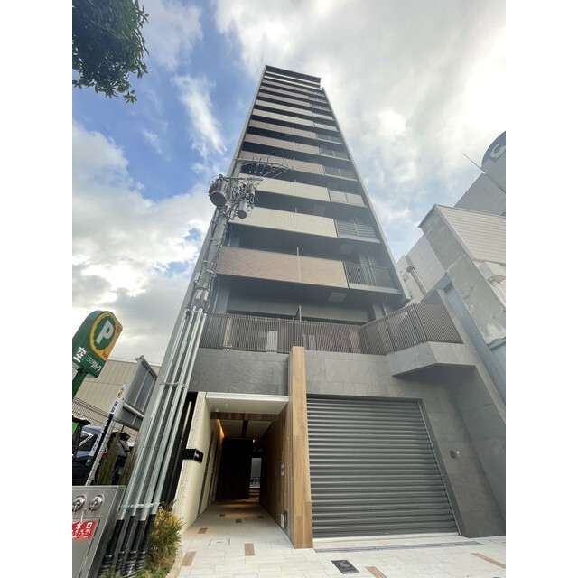 コンフォリア新梅田の外観