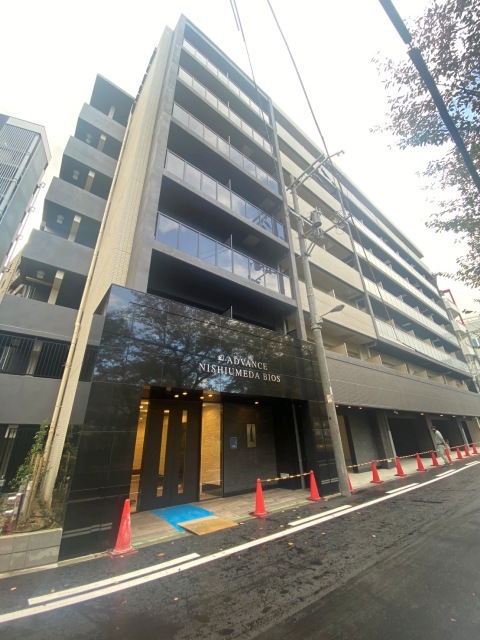 アドバンス西梅田ビオスの外観