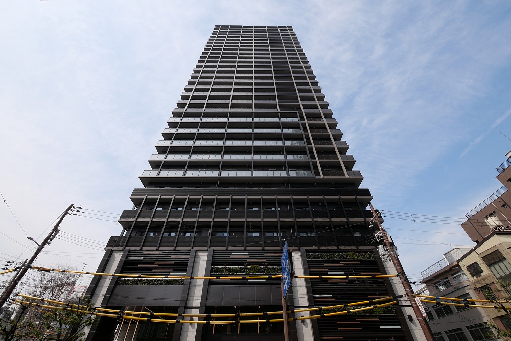 シエリアタワー大阪福島の外観