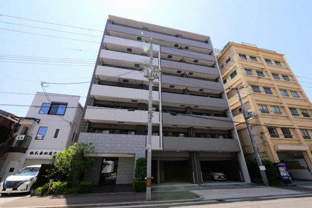 レジュールアッシュ福島フィーノの外観