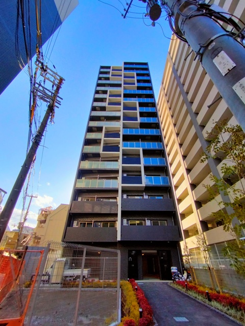 プレサンス福島吉野ミナージの外観