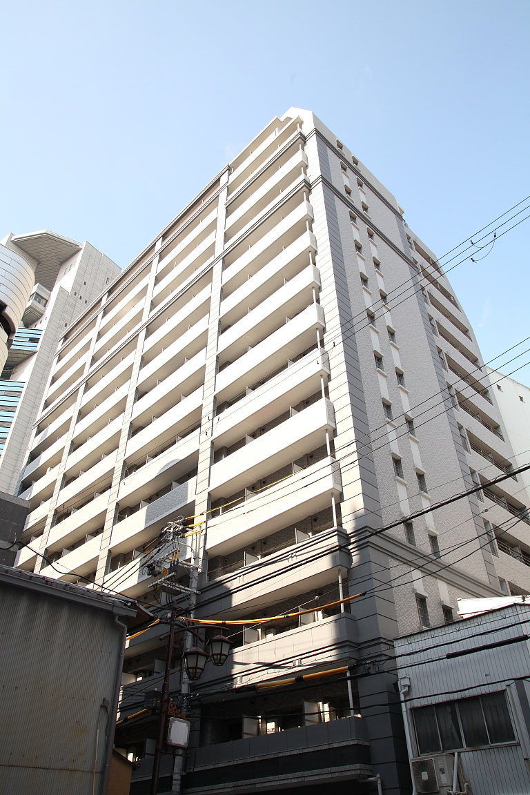 エスリード御堂筋梅田の外観