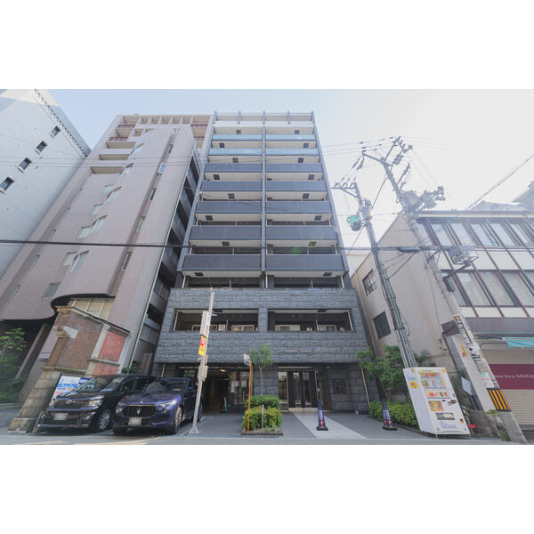 プレサンス梅田東アルファの外観