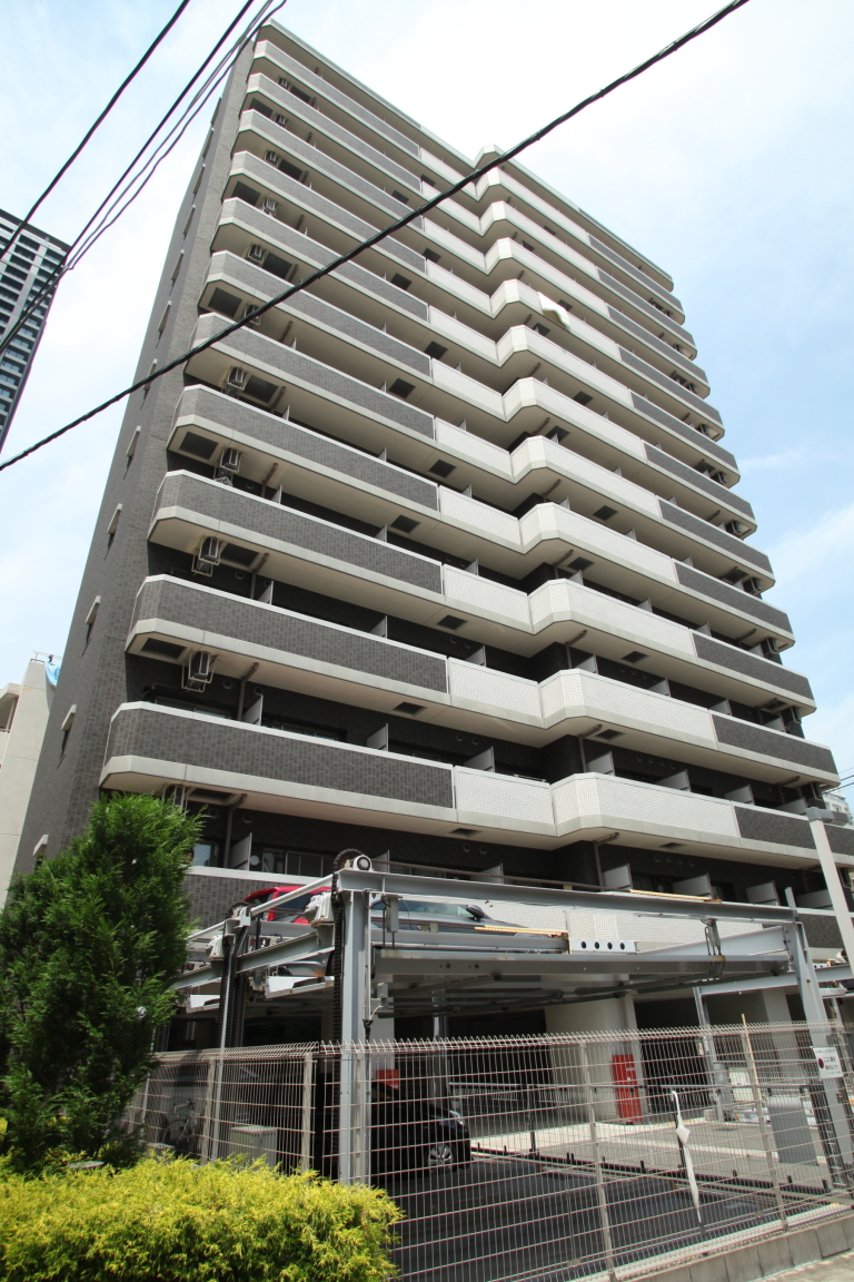 レジュールアッシュ梅田レジデンスの外観