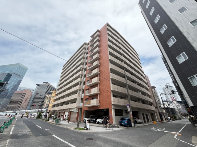 シャトー西梅田の外観