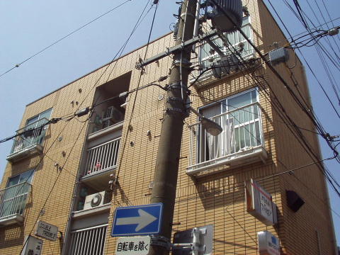 ウッドヴィレッジの外観