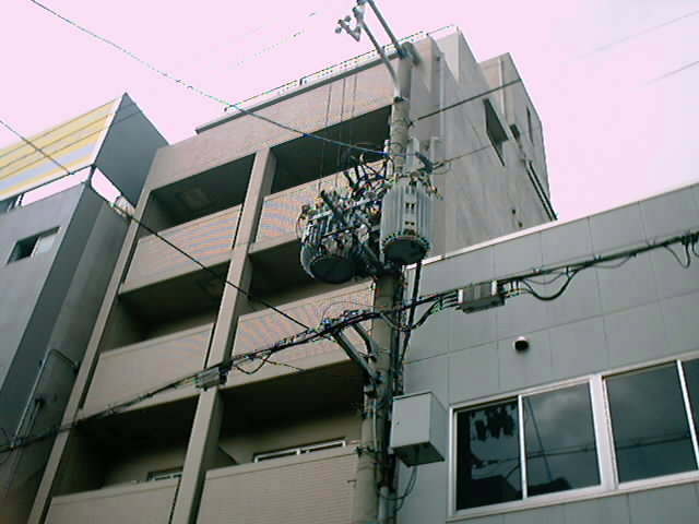 スペランツア出雲天満橋の外観