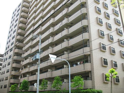 ライオンズマンション北梅田の外観