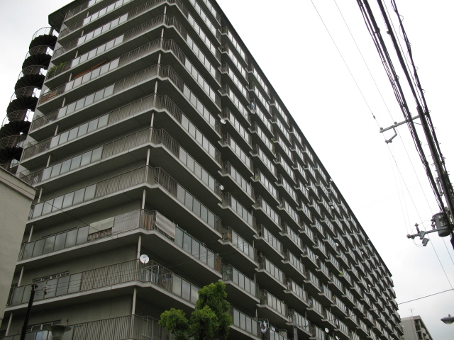 ストークマンション天満の外観