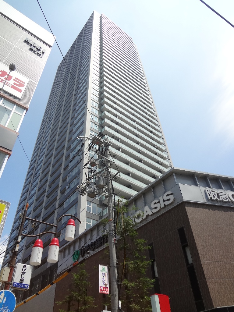 ジオタワー天六の外観